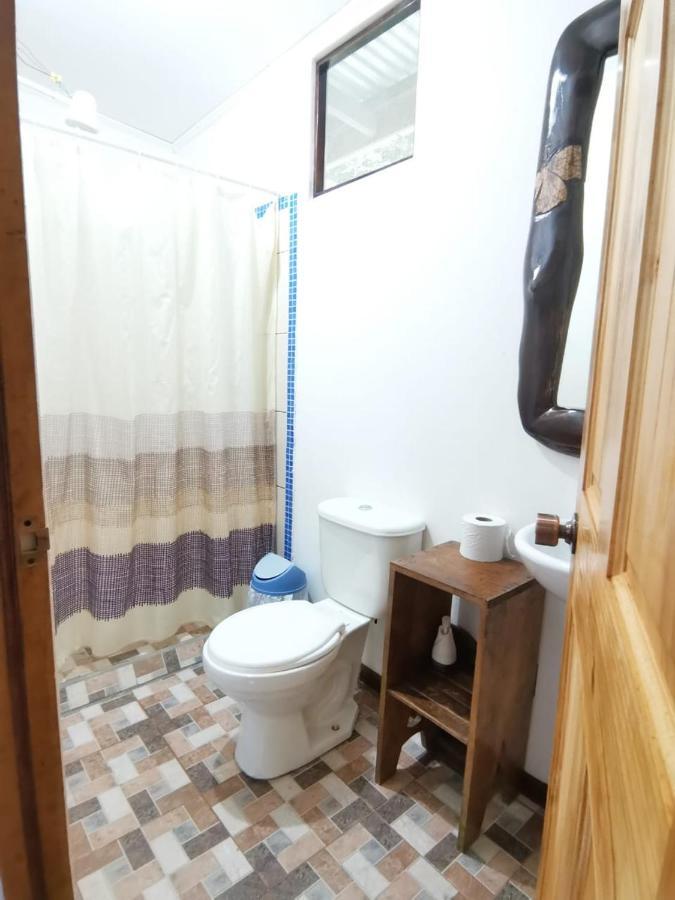 Casita Happy Feet And Tours Corcovado Hotel Drake Bay ภายนอก รูปภาพ