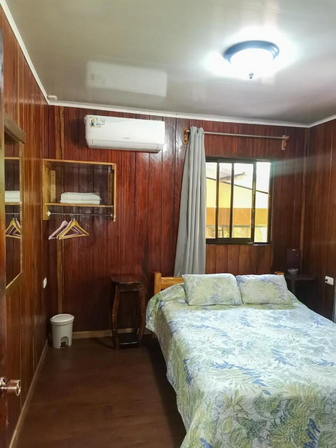 Casita Happy Feet And Tours Corcovado Hotel Drake Bay ภายนอก รูปภาพ