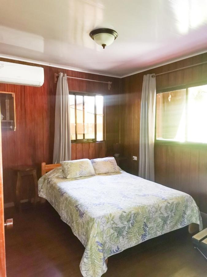 Casita Happy Feet And Tours Corcovado Hotel Drake Bay ภายนอก รูปภาพ